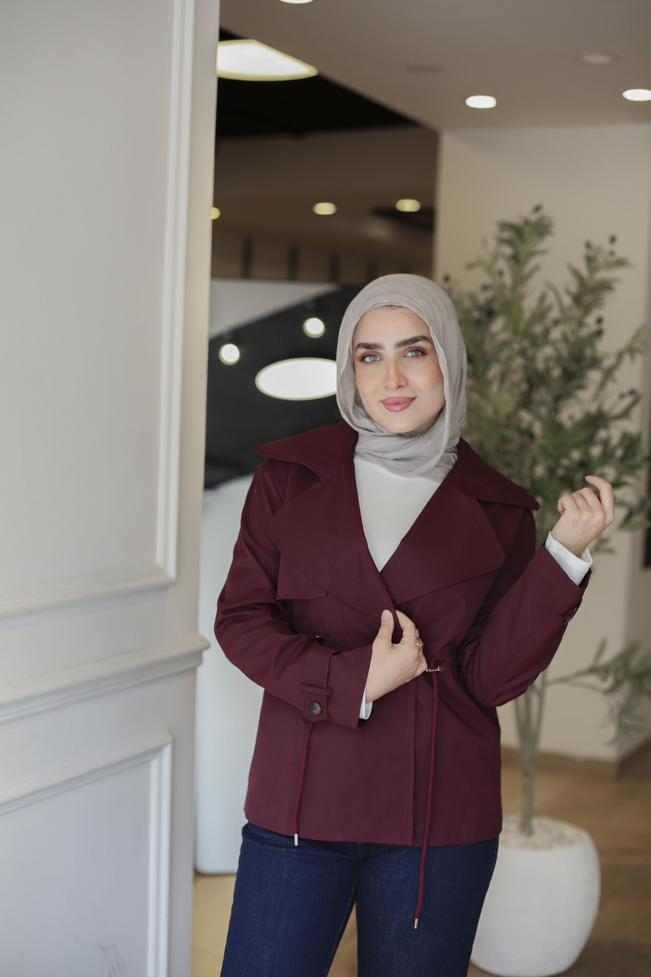 جاكيت برباط عند الخصر